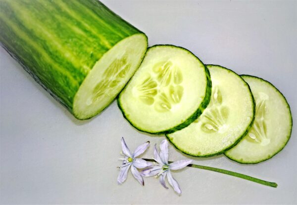 Té Verde con Pepino y Limón: Una Bebida Refrescante para Acompañar una Rutina de Hidratación Saludable